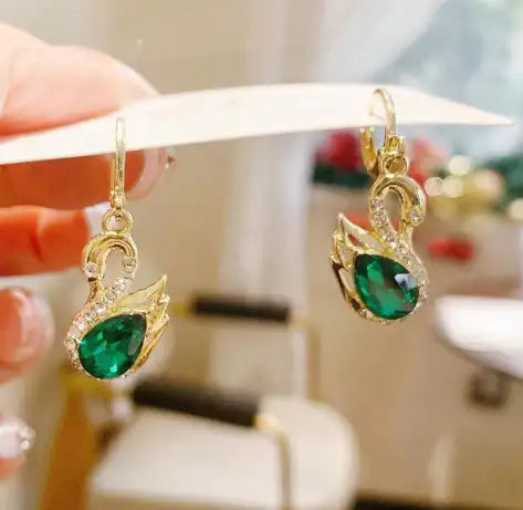 European Style Luxury Temperament Copper Zirconium Swan Pendant Earrings with green gemstone and gold-tone alloy, ideal for fashion OL style.